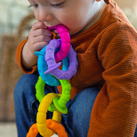 Fat Brain Pip Squigz Ringlets